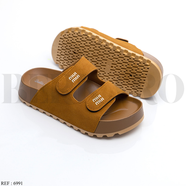 Mules 6691 Camel