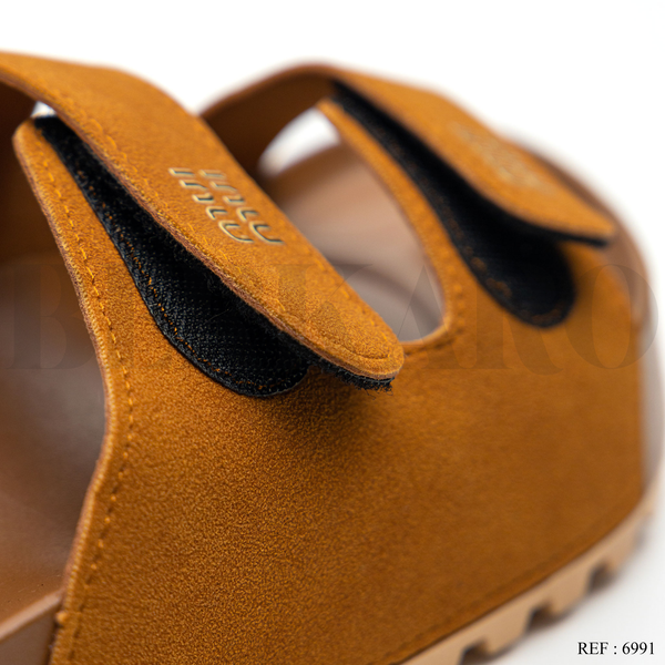 Mules 6691 Camel